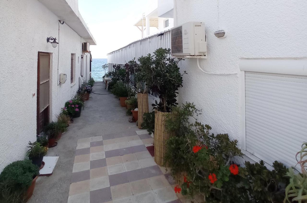 Vista Mare Daire Koutsourás Dış mekan fotoğraf