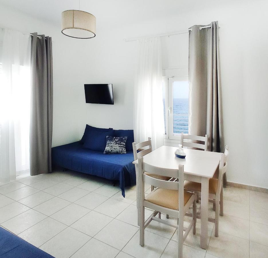 Vista Mare Daire Koutsourás Dış mekan fotoğraf